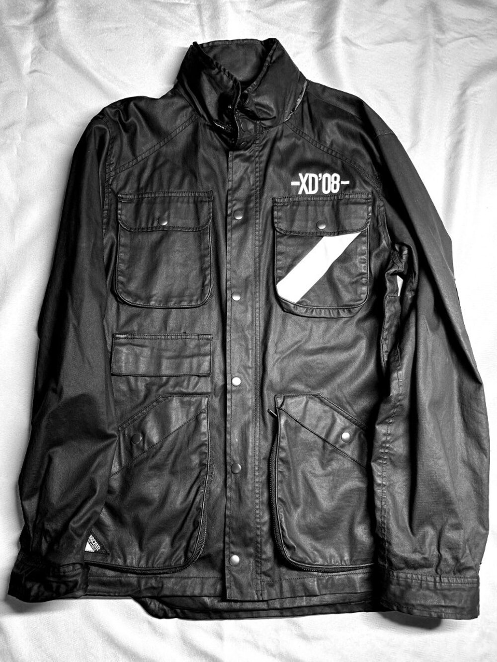 10 Deep Mens Black with stripe Jacket Size Large, with zipped up hoodie